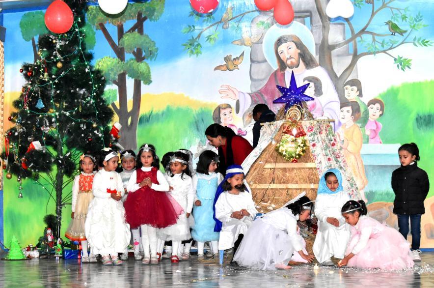 CHRISTMAS CELEBRATION (NUR-KG)