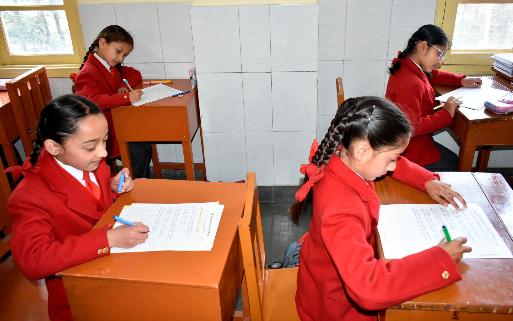 CREATIVE WRITING ACTIVITY (I - V)