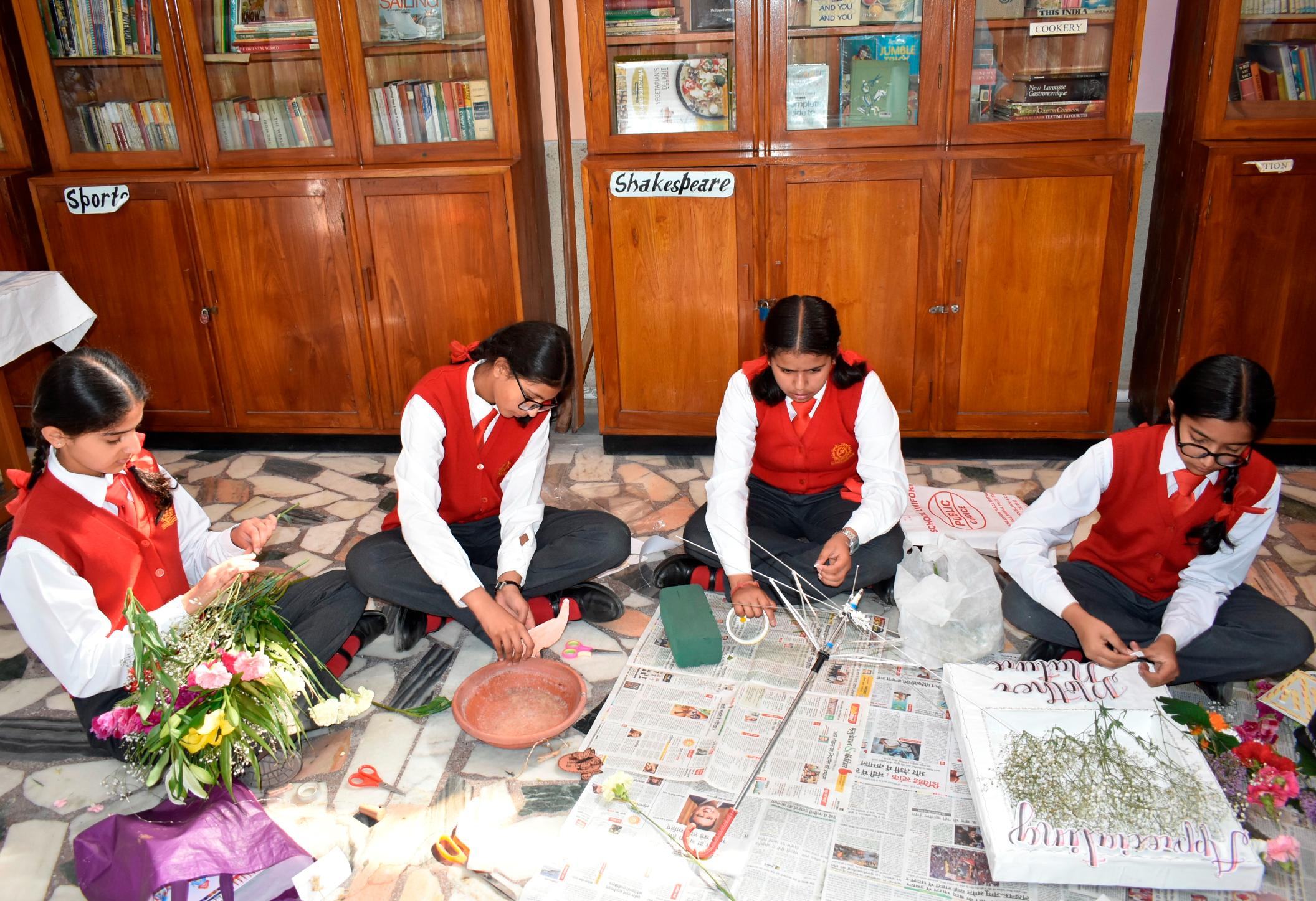 INTER-HOUSE FLOWER ARRANGEMENT COMPETITION (IX-X)